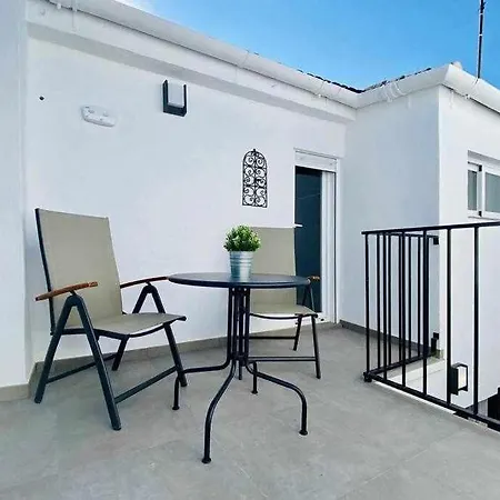 Iv Morales & Arnal Apartmán